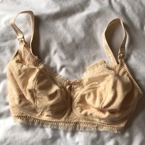 Bravado lace nursing bra wire free size 32J/K